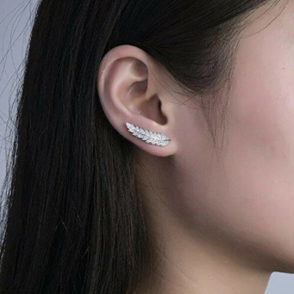 925 Silver Feather White Sapphire Stud Earrings, NICE EARRINGS, CUTE EARRINGS - Picture 3 of 3